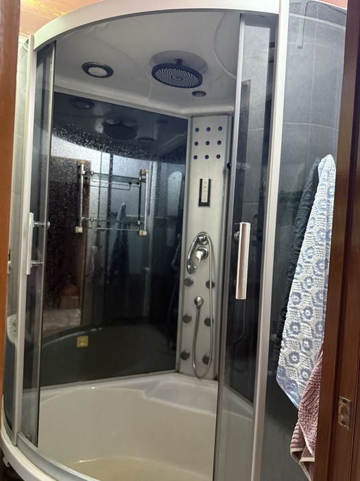 Душевая кабина 120*120