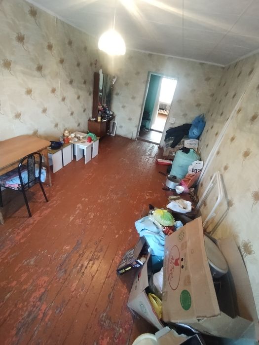 Продам 2 комнаты в мало семейке