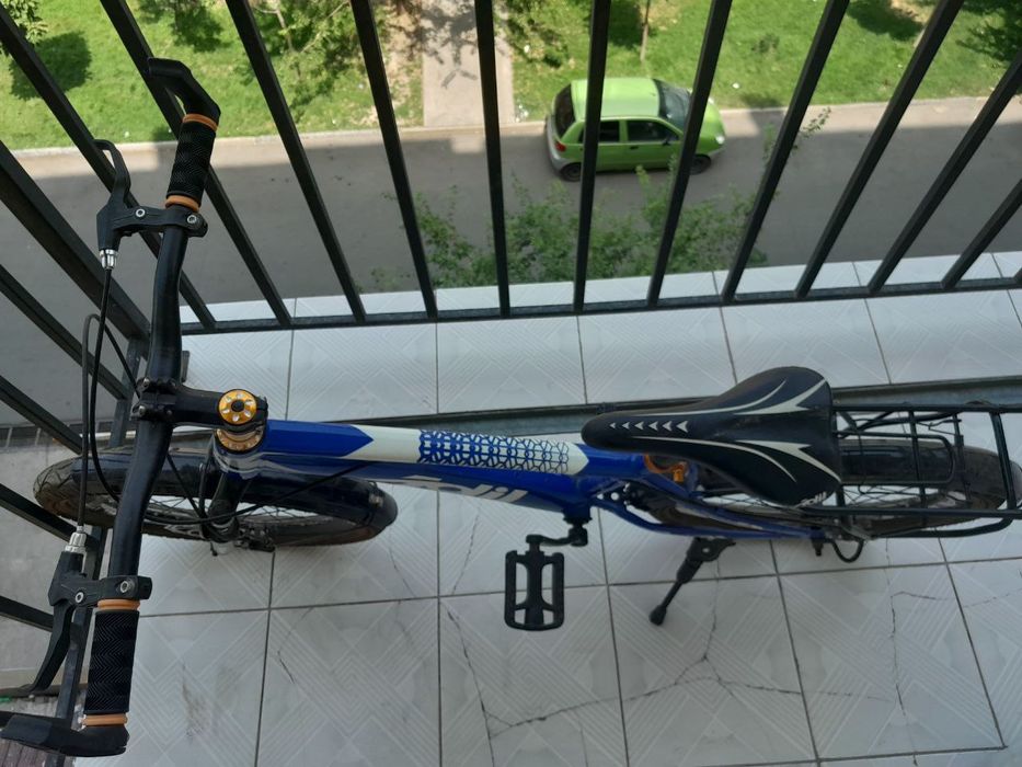 Продаётся велосипед.