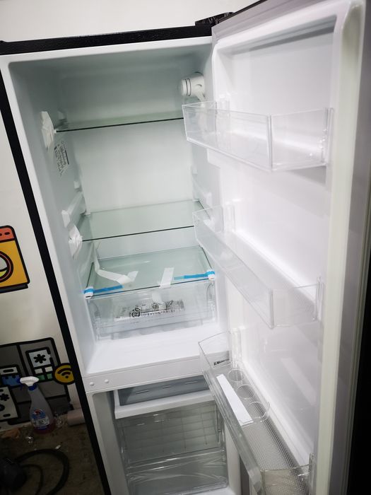 Frigider Comfee 174l import Germania cu Garanție Nov33