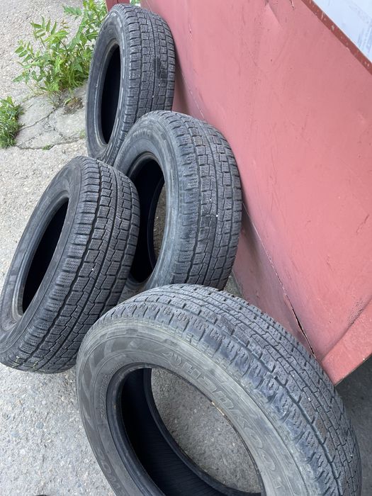 Hankook Winter RW06 205/75/R16C
