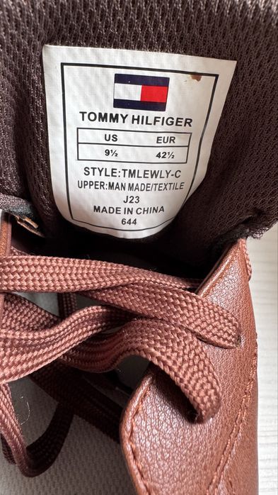 Tommy Hilfiger оригинал • кожаные кеды • 42 размер • новые