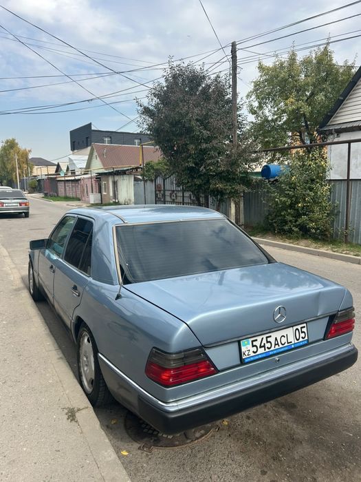 Мерседес 1млн450000 тенге