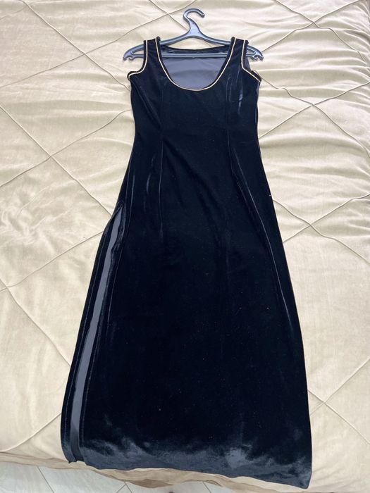 Продам Платья