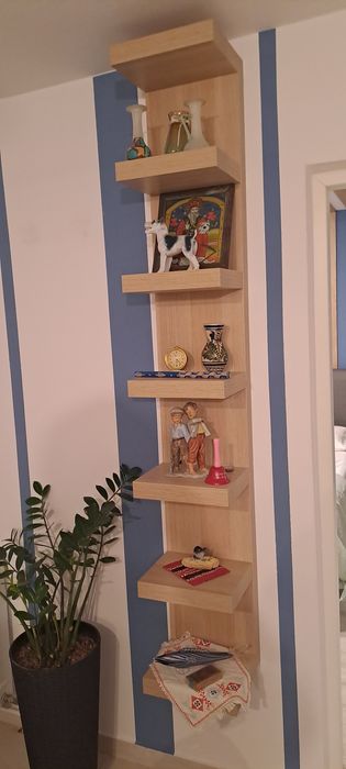 Etajera suspendata Ikea, ca noua, rezistenta si usoara