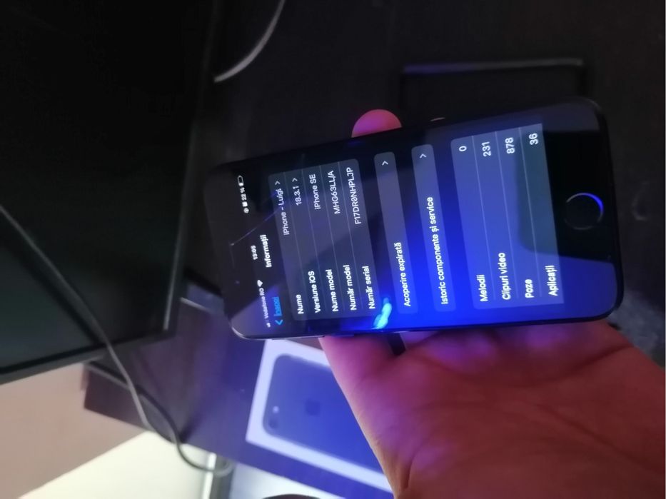 Iphone se 2020  baterie 100%