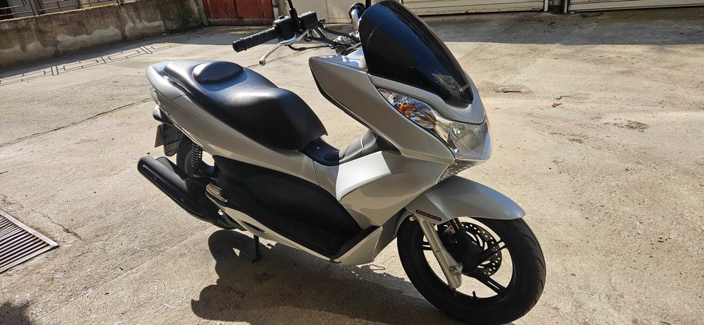 Honda     PCX125