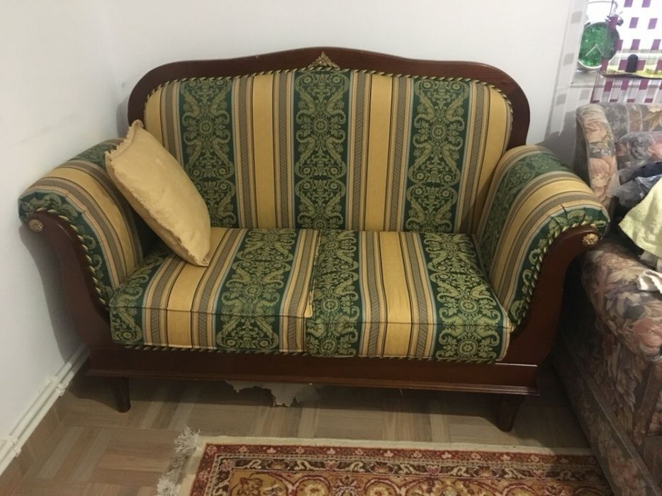 Doua canapele vintage lemn natur, made in Italia.