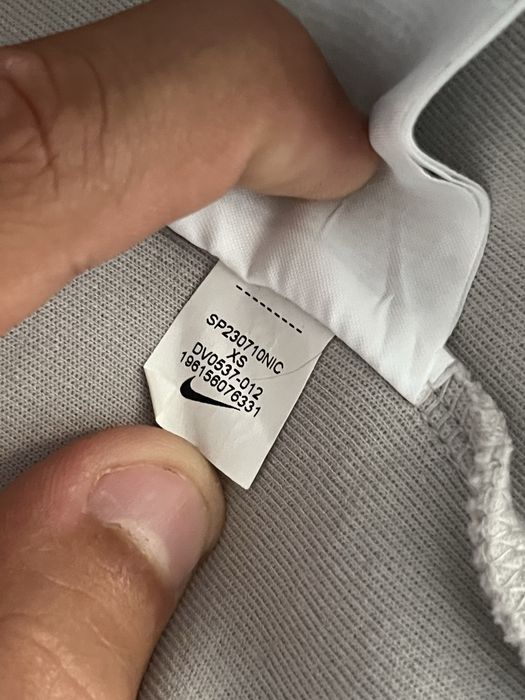 Nike Tech Fleece суичър