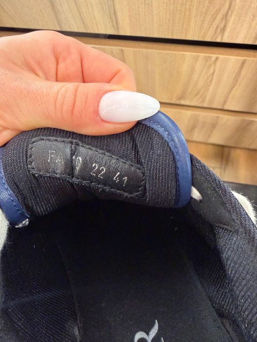 Оригинални sneakers Dior