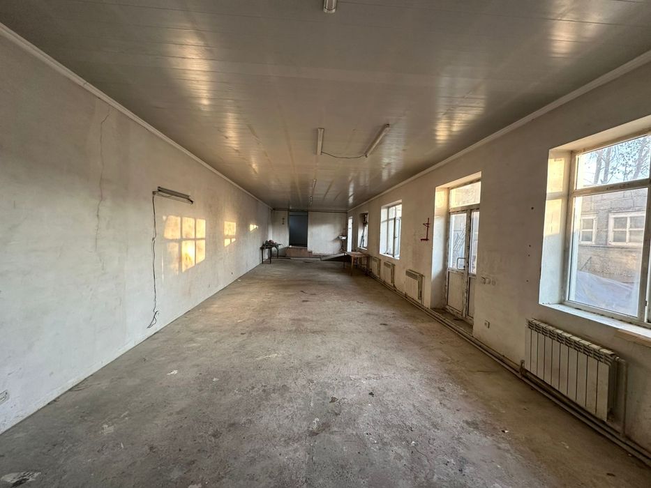 Помешения в Аренду 200000