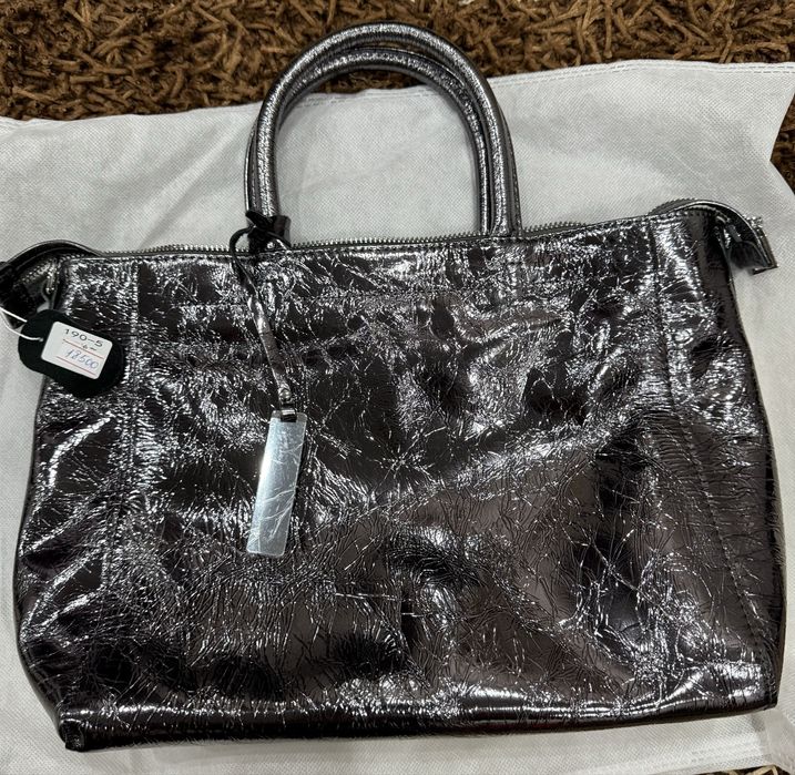 Продаю сумки из натуральной кожи