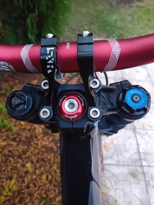 YT Tues M, 27.5 Upgrade DH, Мекица