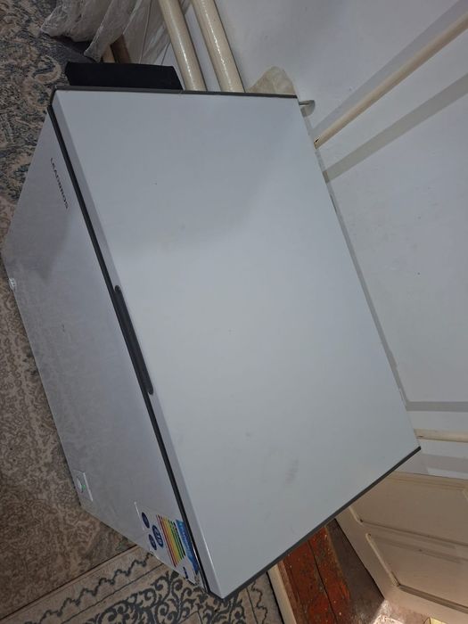 Морозильная камера 220литров