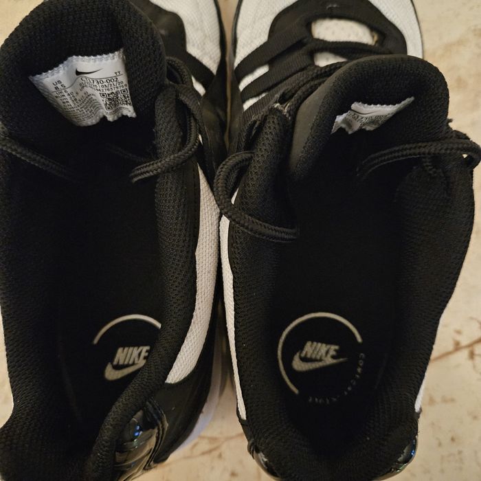 Маратонки   Nike