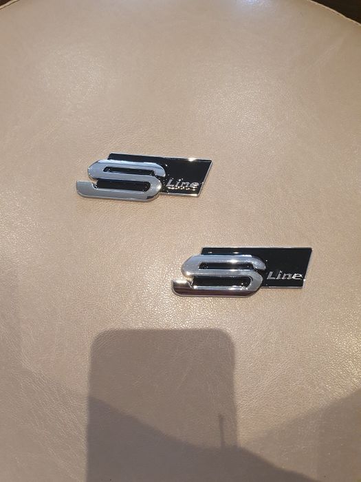 Метални емблеми S line и гумени подложки Audi