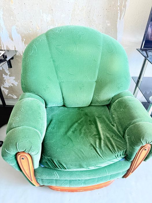 Продам мягкий уголок