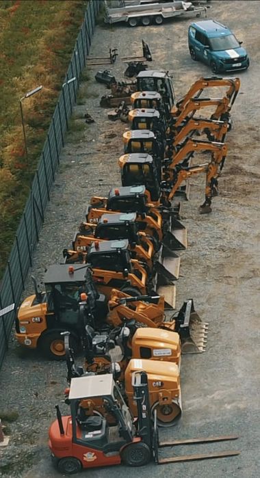 Închiriez/inchiriere/închiriat/Excavator 5t