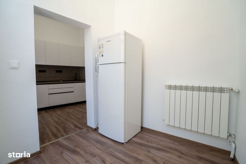 Apartament cu 2 camere, casă la curte comună – Central, Oradea