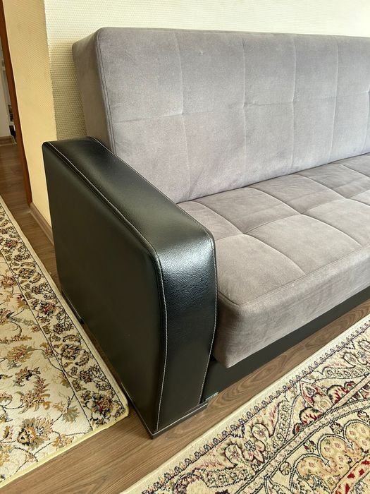 Современный диван, серый