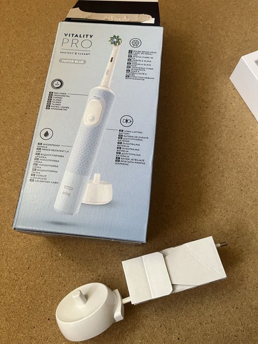 Incarcator periuta Oral B nou