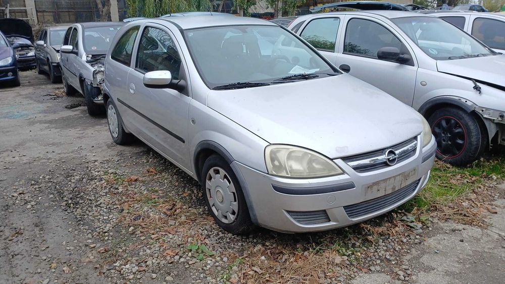 Dezmembrez Opel Corsa C 1.2 Benzina Din 2004 - Z12XE