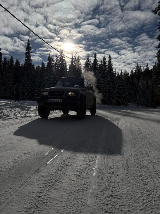 Vând  sau schimb Suzuki Vitara 2.0 V6