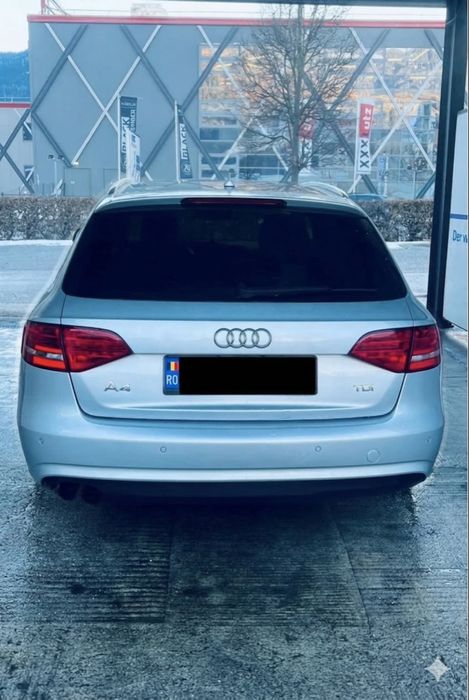 Audi A4 B8 S-line  177pc . 2.0L Diesel 2012