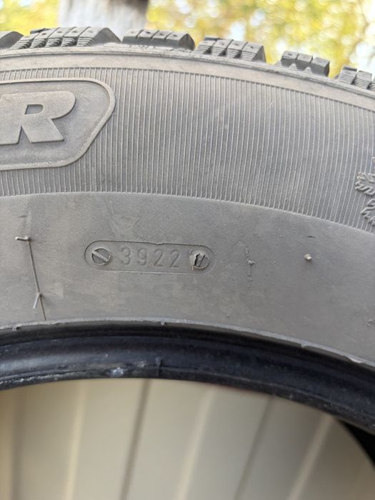 Продаю шины 225/65/R17 106H