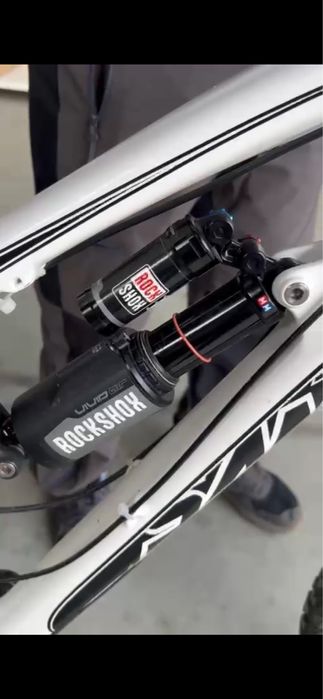 Bicicleta Santa Cruz nomad C