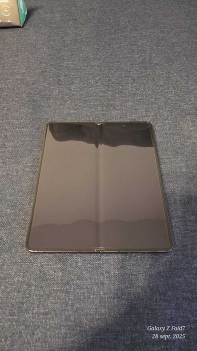 Vand Samsung Galaxy Fold 5 512 gb