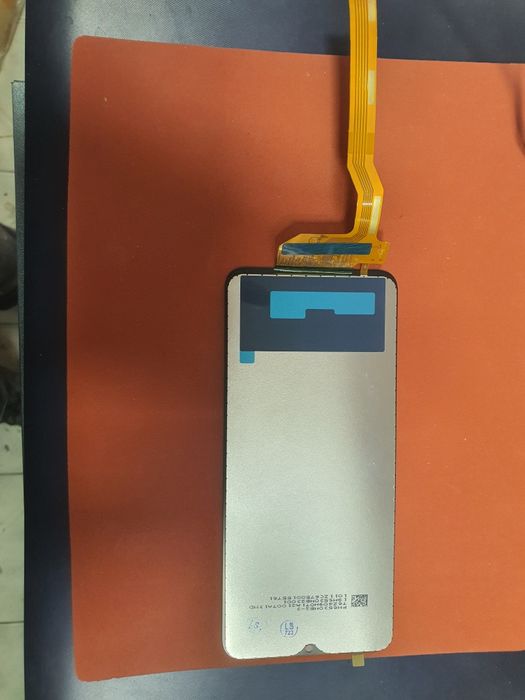 Дисплей Realme C35 4G/5G Narzo 50A 4G. Подарък лепило.