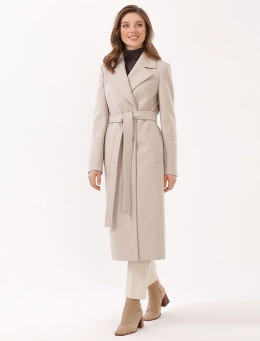 Продам пальто новое 42-44 размер