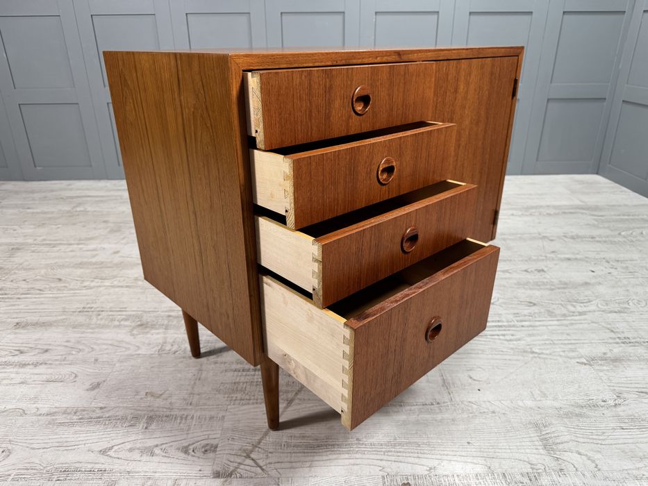 Шкаф - скрин от 60-те К093