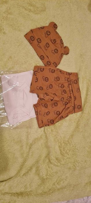 Costum H&M 1-2 luni (56 cm)