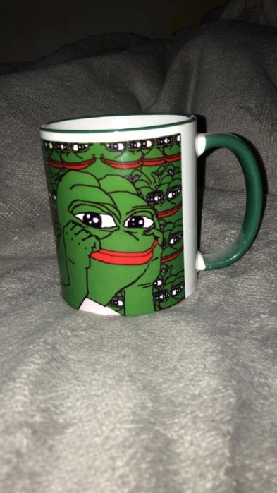 Кружки аниме, мемы