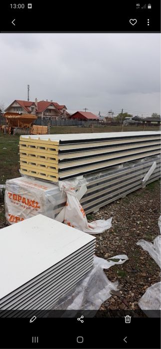 Depozit panouri sandwich