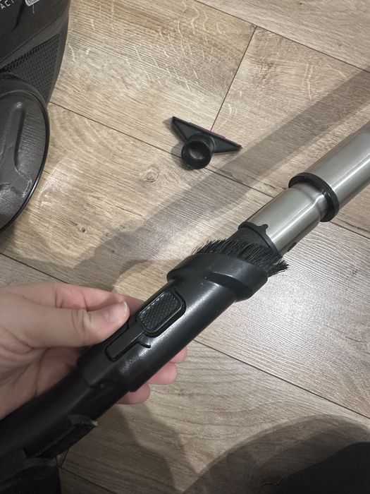 Aspirator Rowenta Compact Power Cyclonic fara sac