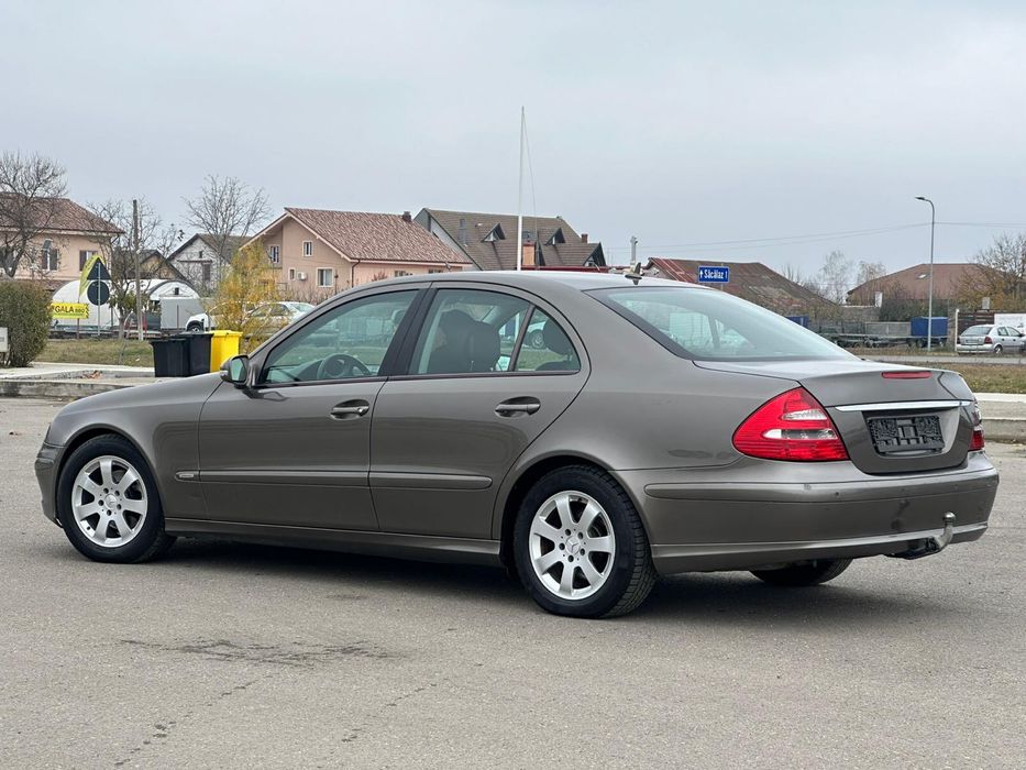 Mercedes E Class E220d Facelift an 2007* 2.2 CDi 170 CP Piele Berlina