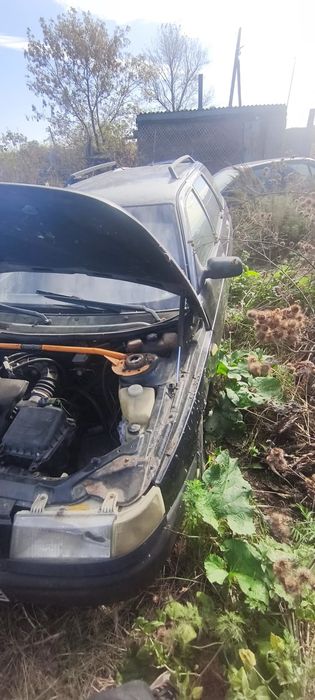 Продам машину на запчасти
