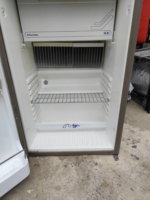 Хладилник,фурна и форселт