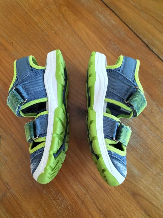 Sandale Superfit mărimea 28 int. 17,5 cm