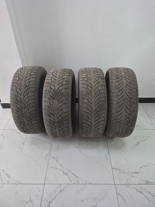 Продам шины 235/55/19