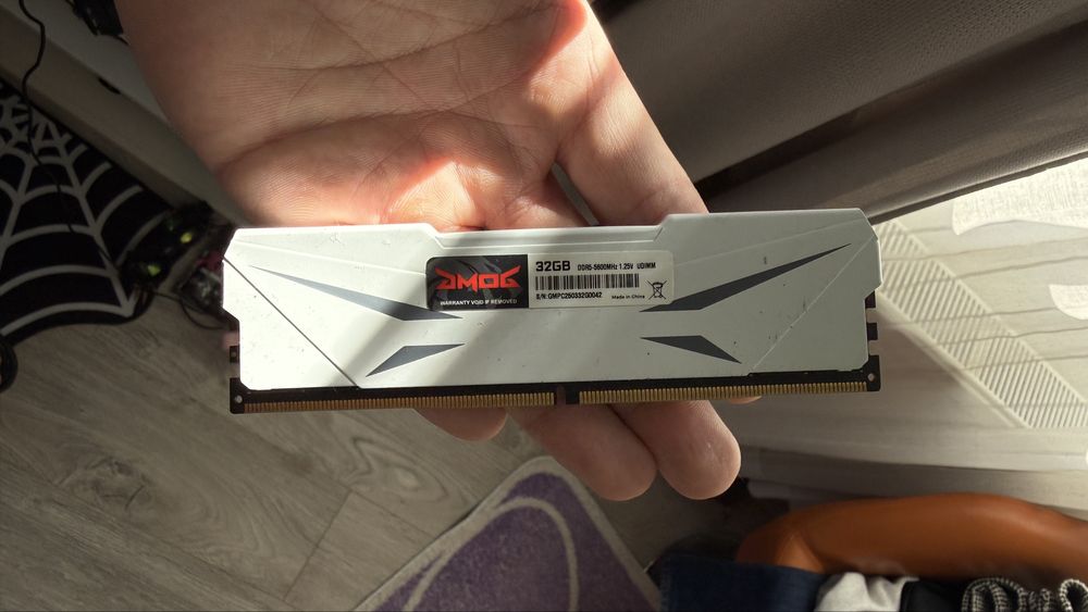 Single stick DDR5 32Gb 5600mhz