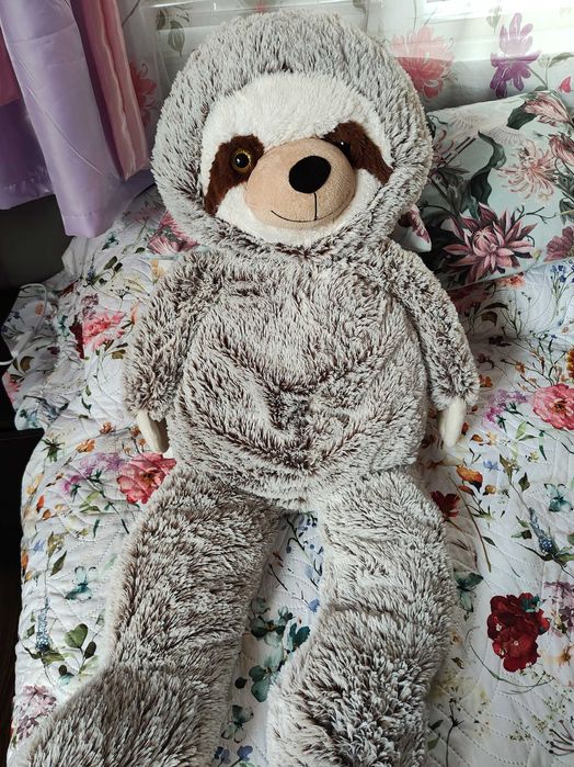 Големи плюшени играчки