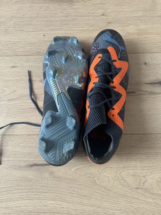 Продам футбольные бутсы