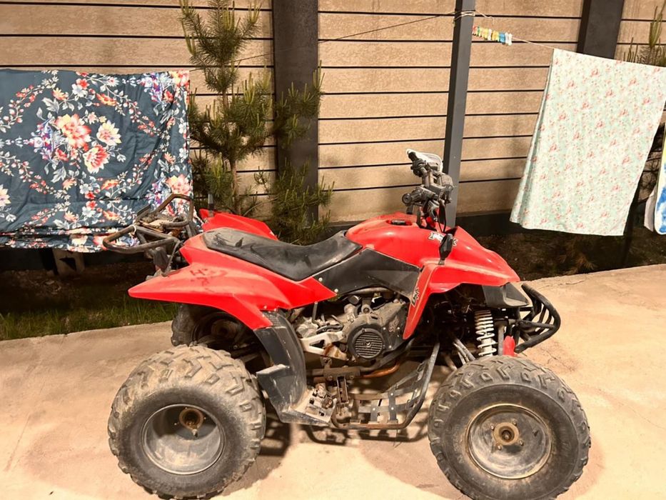 квадроцикл.