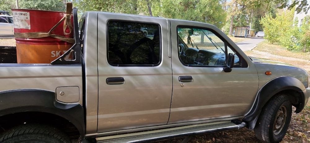 Продам пикап Ниссан np300