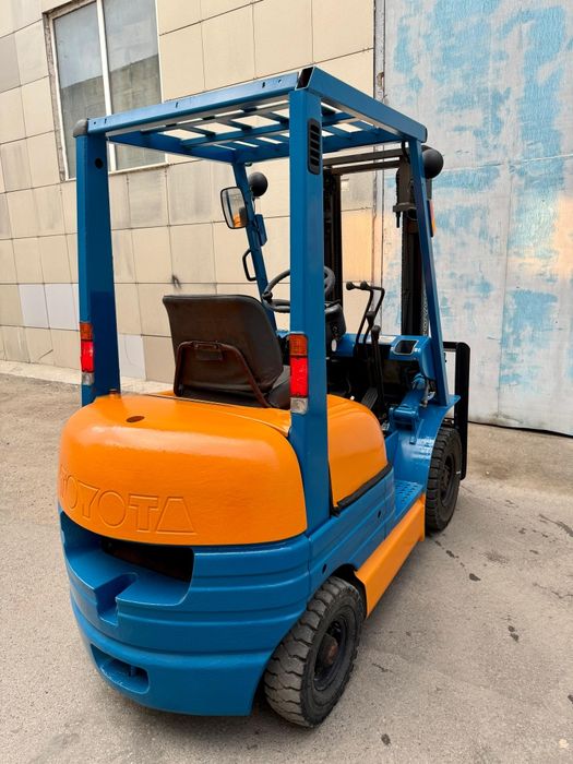 Вилочный Погрузчик Toyota 6FGl15