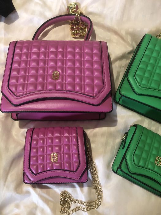 Чанти невероятнив циклама,зелено синьо червено